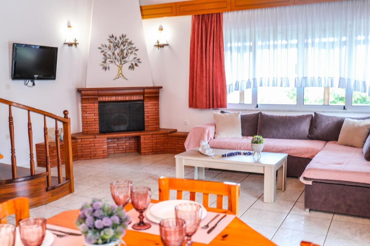 Villa Mitzelos Moni Evaggelistrias 외부 사진