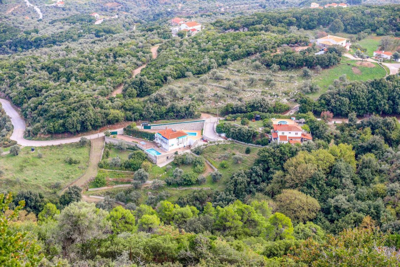 Villa Mitzelos Moni Evaggelistrias 외부 사진